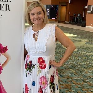 White Ted Baker Romanna Floral white tea length smock front dress